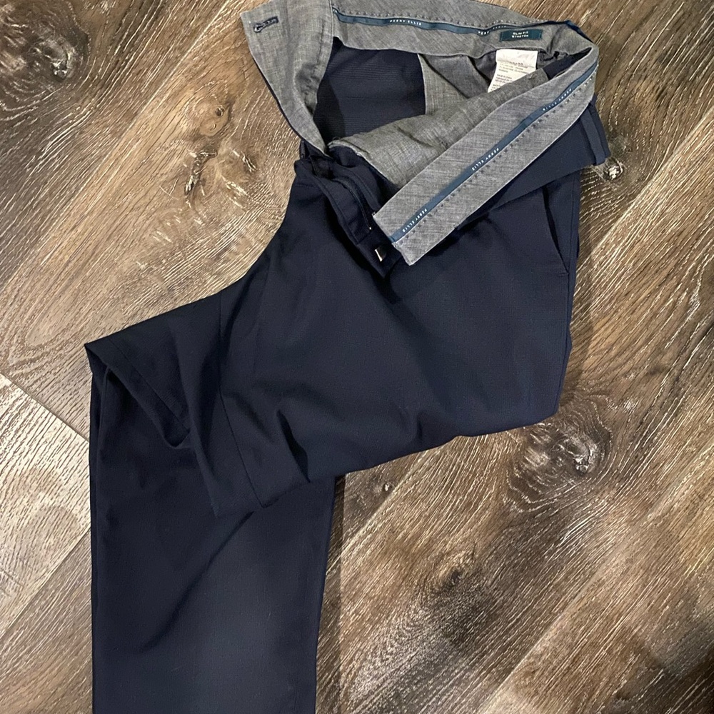 Perry Ellis Stretch SlimFit Pants